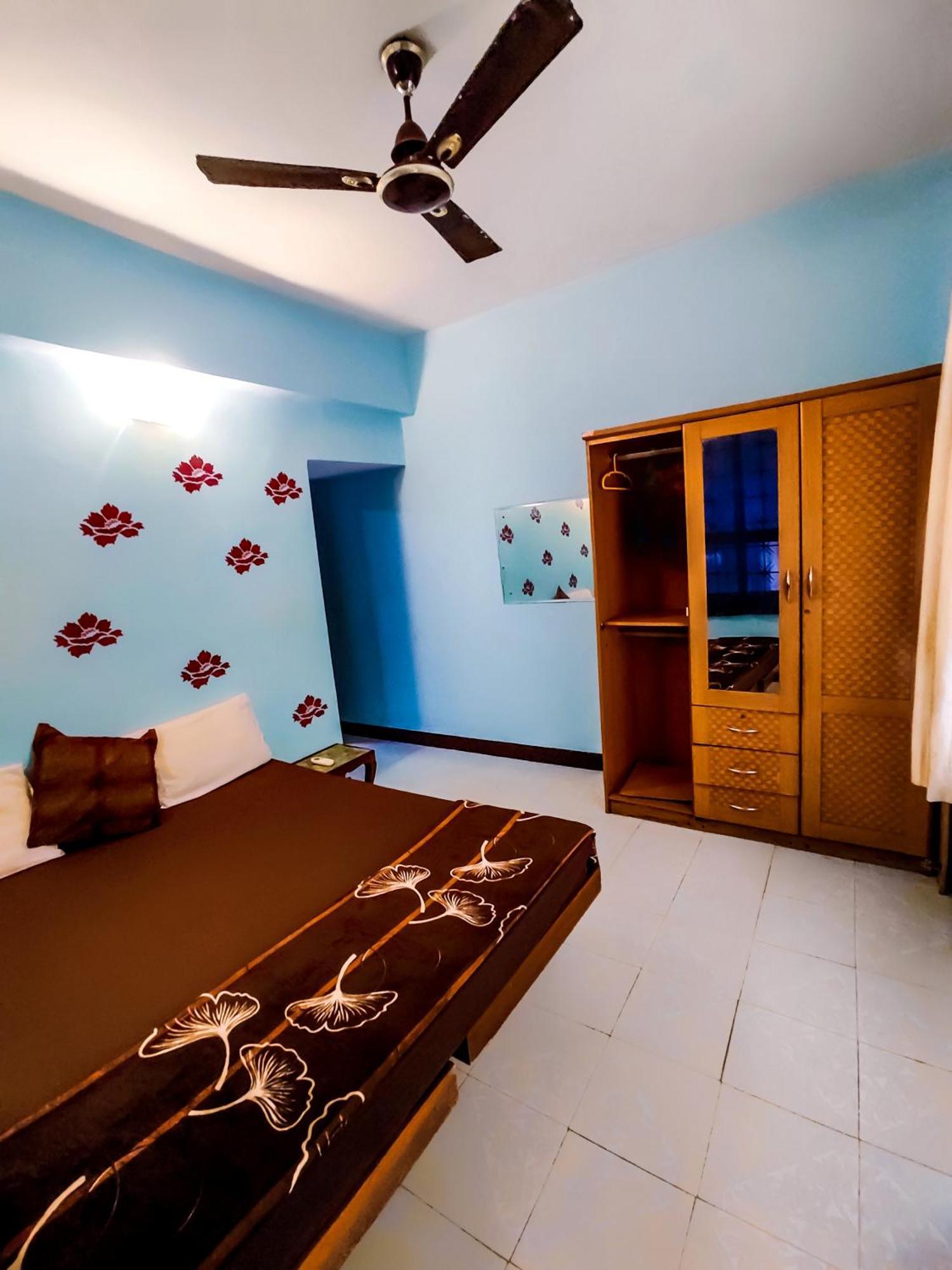 The Beach Apartments Calangute Esterno foto